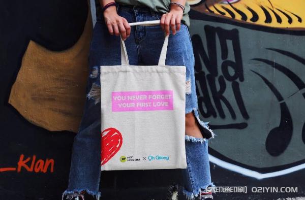 潮牌購物手提袋加印定制  第4張